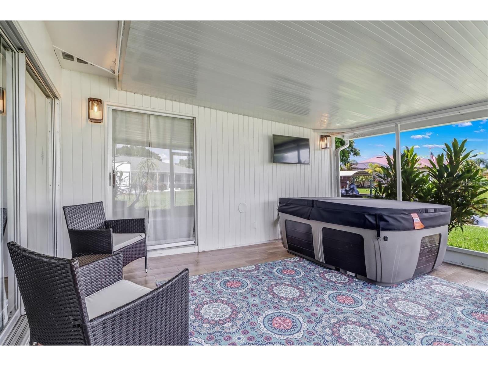 4711 Forest Glen Drive North Fort Myers FL 33903 OM726353 image20