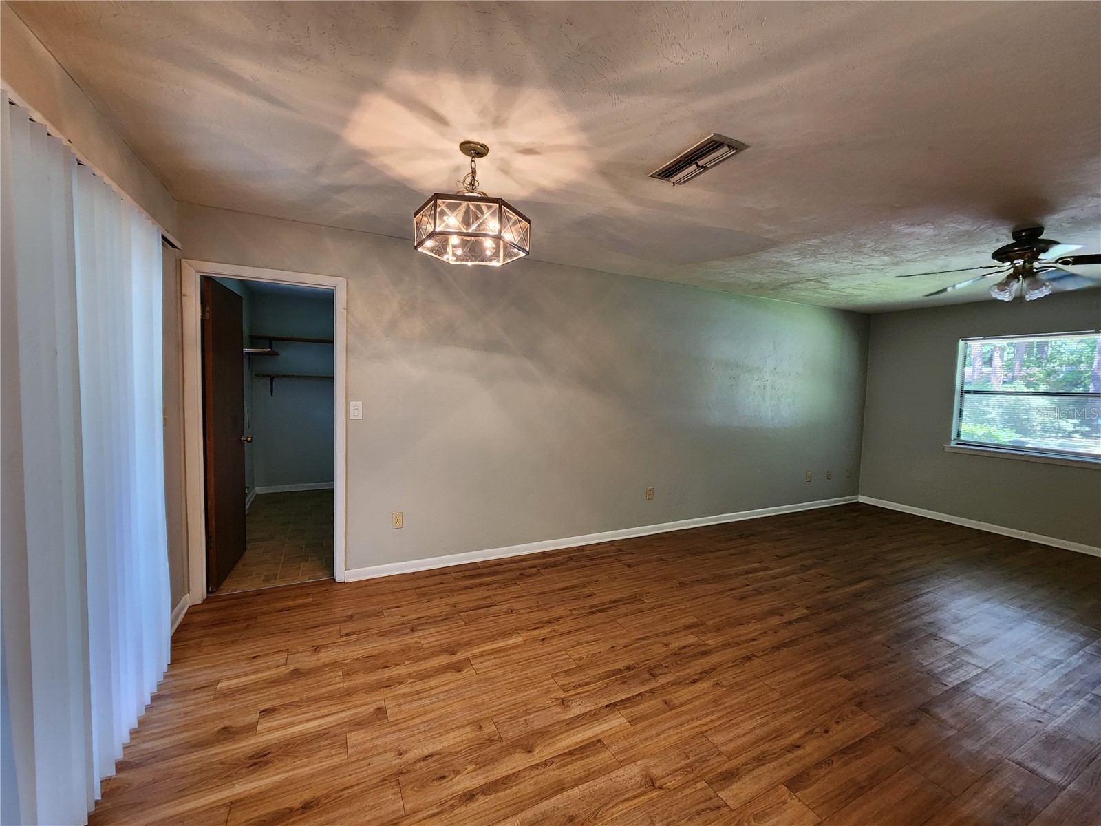 4711 NW 27 Terrace Gainesville FL 32605 GC541801 image11
