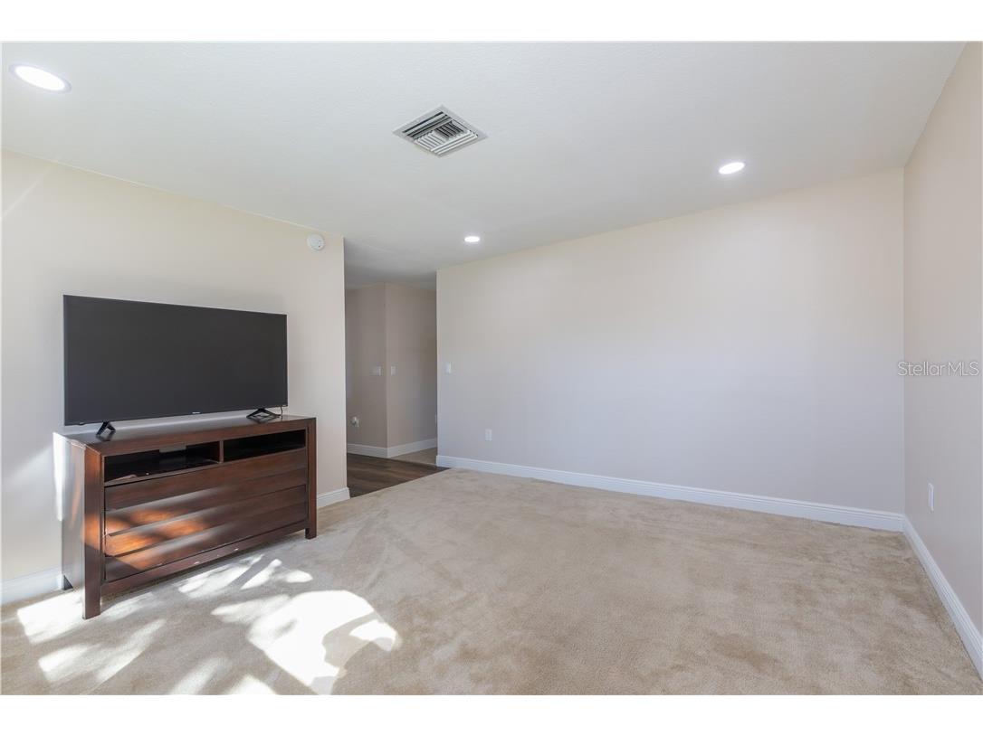 4711 Ridge Point Drive Tampa FL 33624 TB8492271 image22