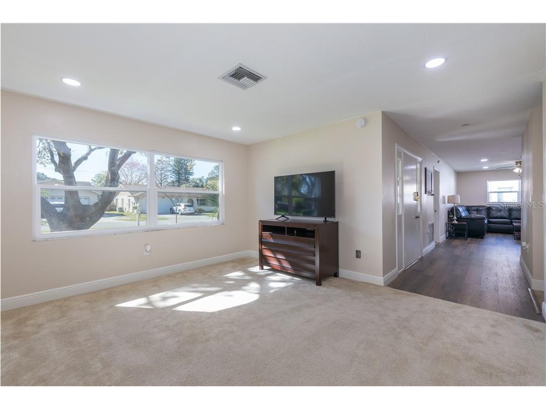 4711 Ridge Point Drive Tampa FL 33624 TB8492271 image23