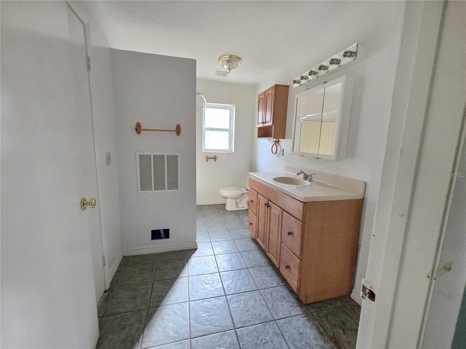 4711 S Hawkdale Point Lecanto FL 34461 OM725898 image7