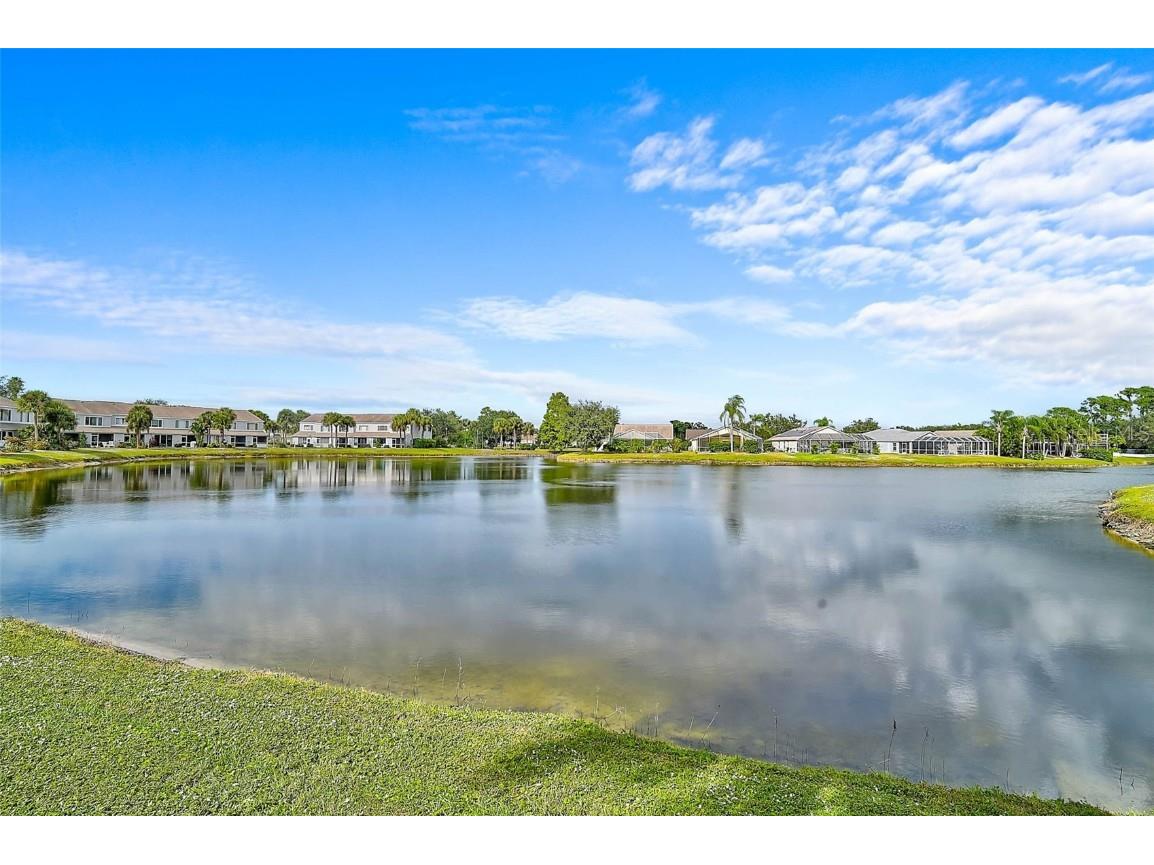 4711 Sabal Key Drive Bradenton FL 34203 N6141534 image2