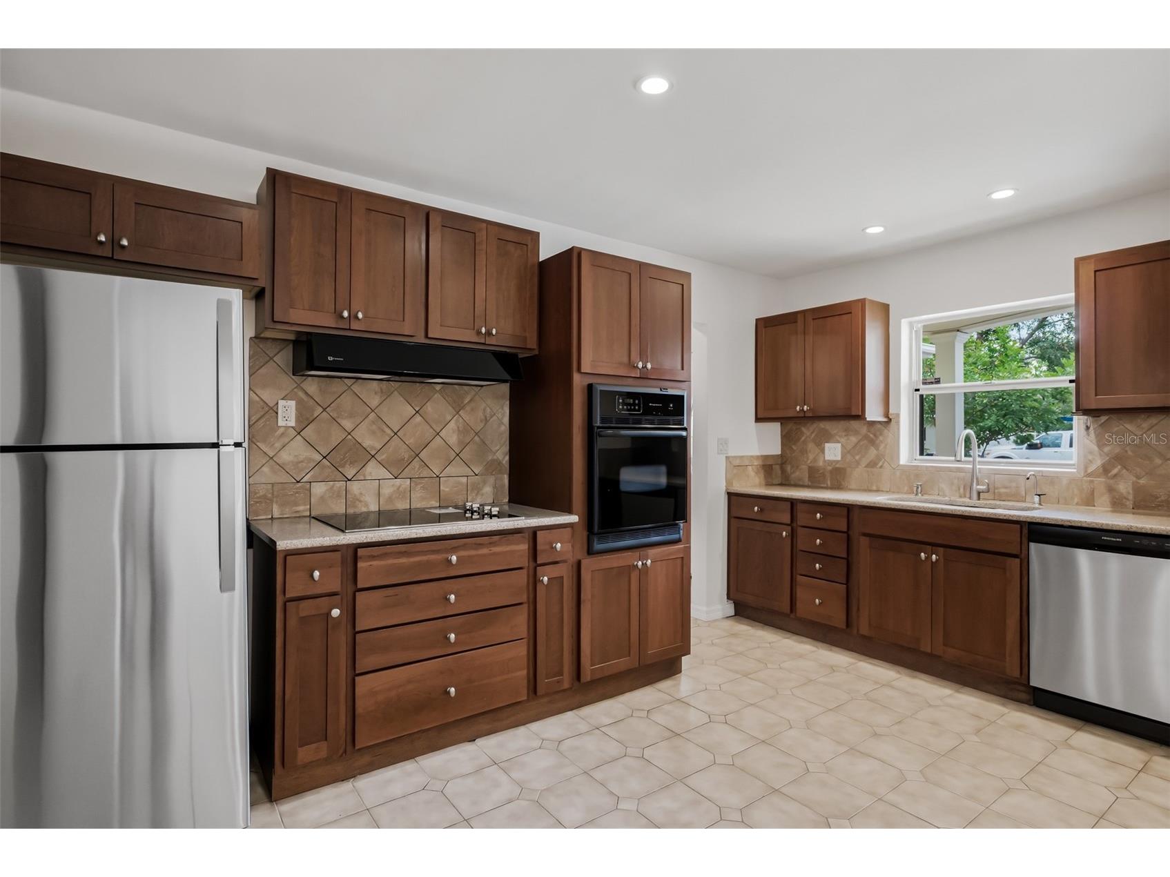 4711 W Beaumont Street Tampa FL 33611 TB8484137 image11