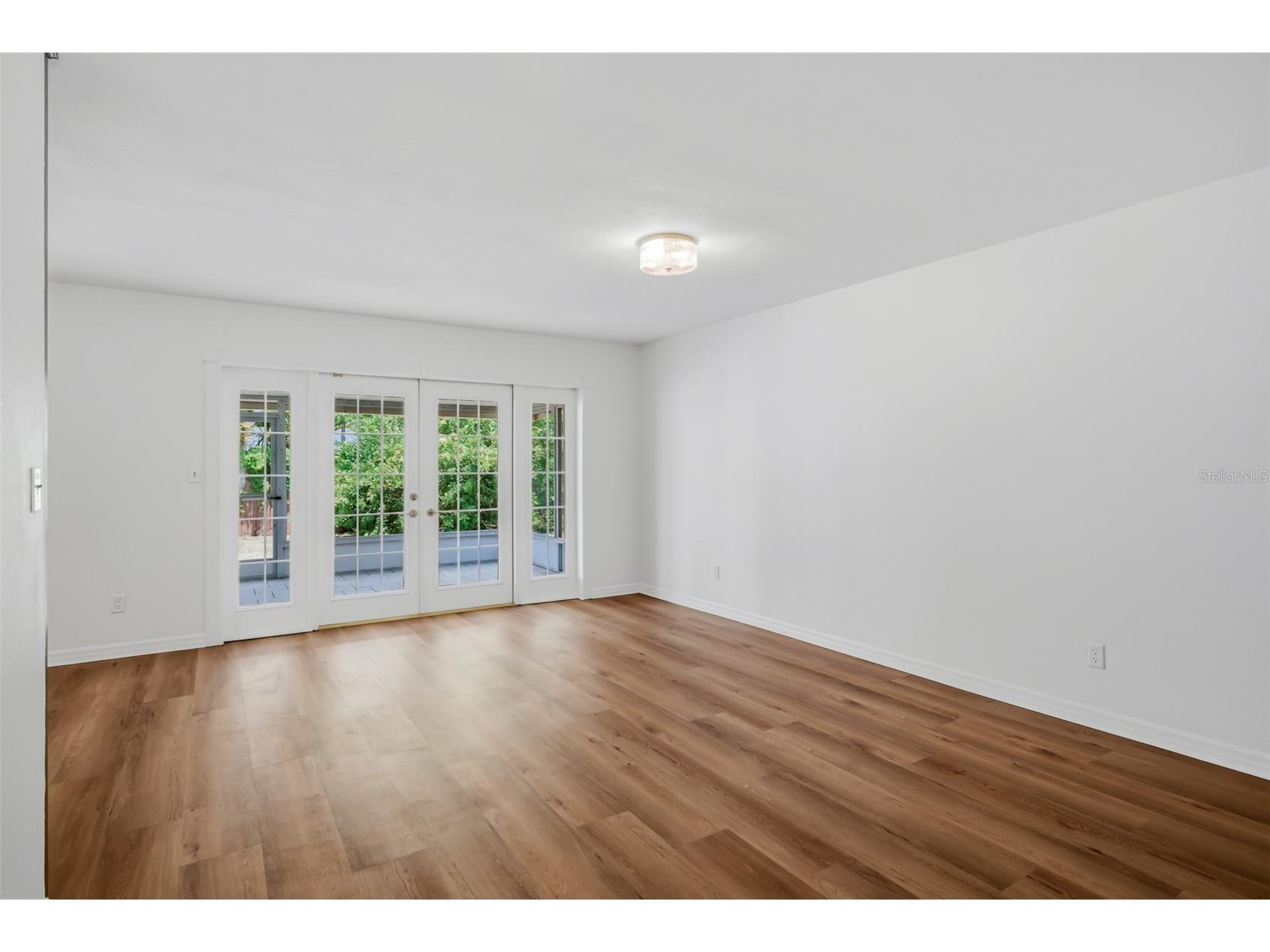 4711 W Beaumont Street Tampa FL 33611 TB8484137 image3