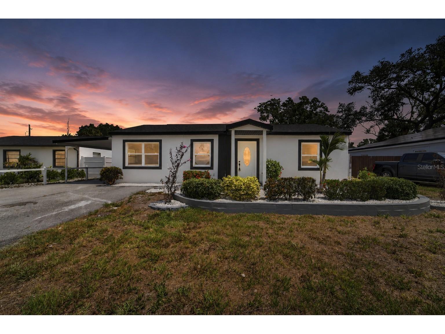 4711 W Lawn Avenue Tampa FL 33611 TB8522165 image1