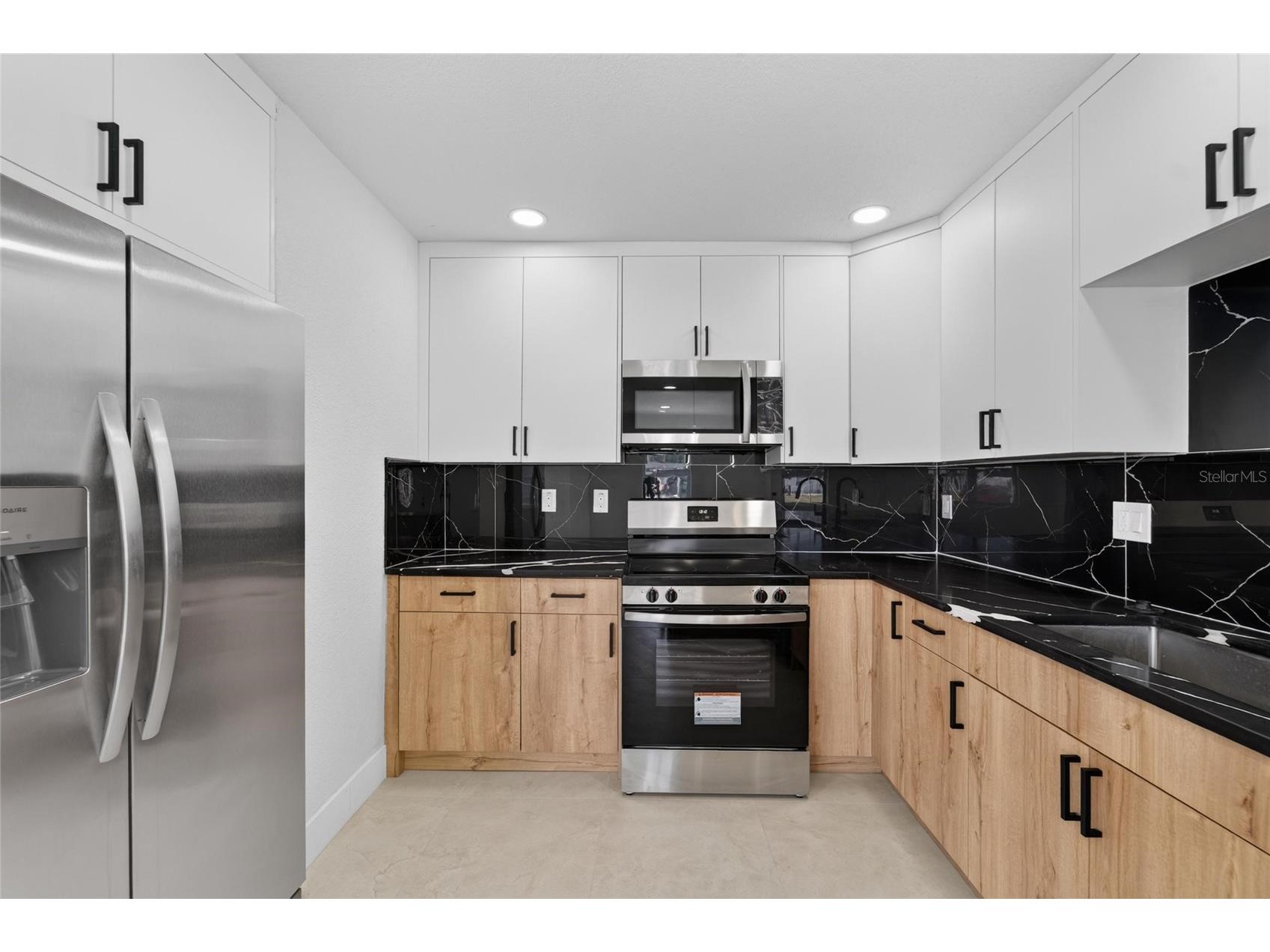 4711 W Lawn Avenue Tampa FL 33611 TB8522165 image17