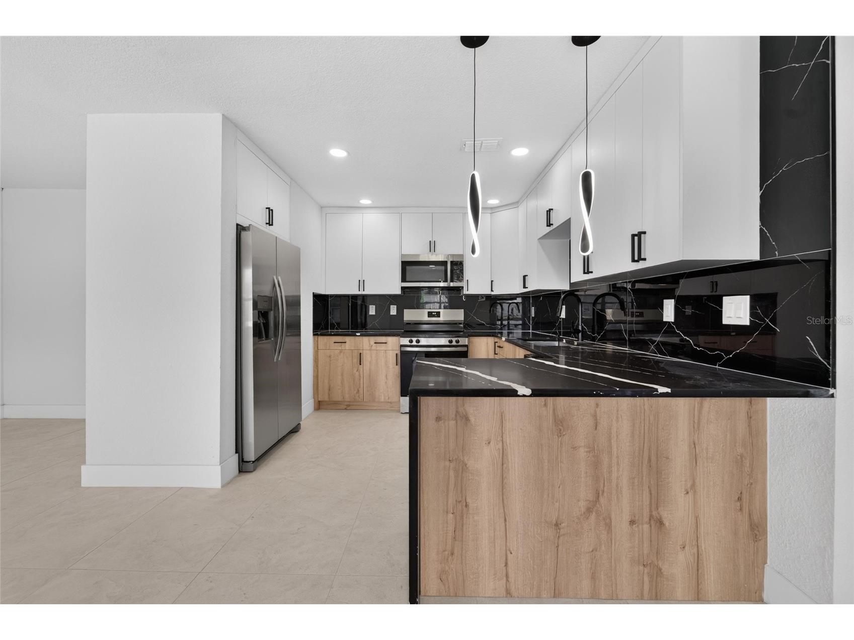4711 W Lawn Avenue Tampa FL 33611 TB8522165 image20