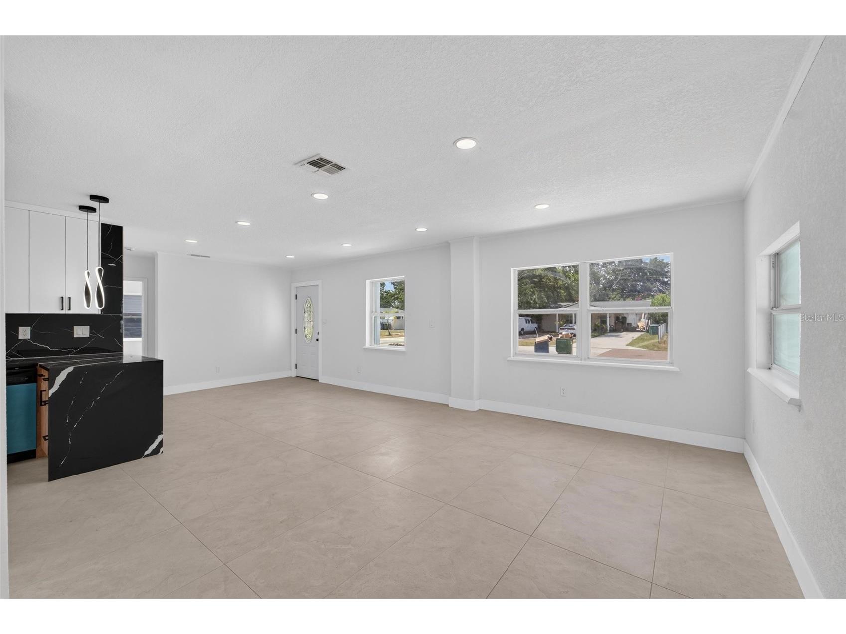 4711 W Lawn Avenue Tampa FL 33611 TB8522165 image22