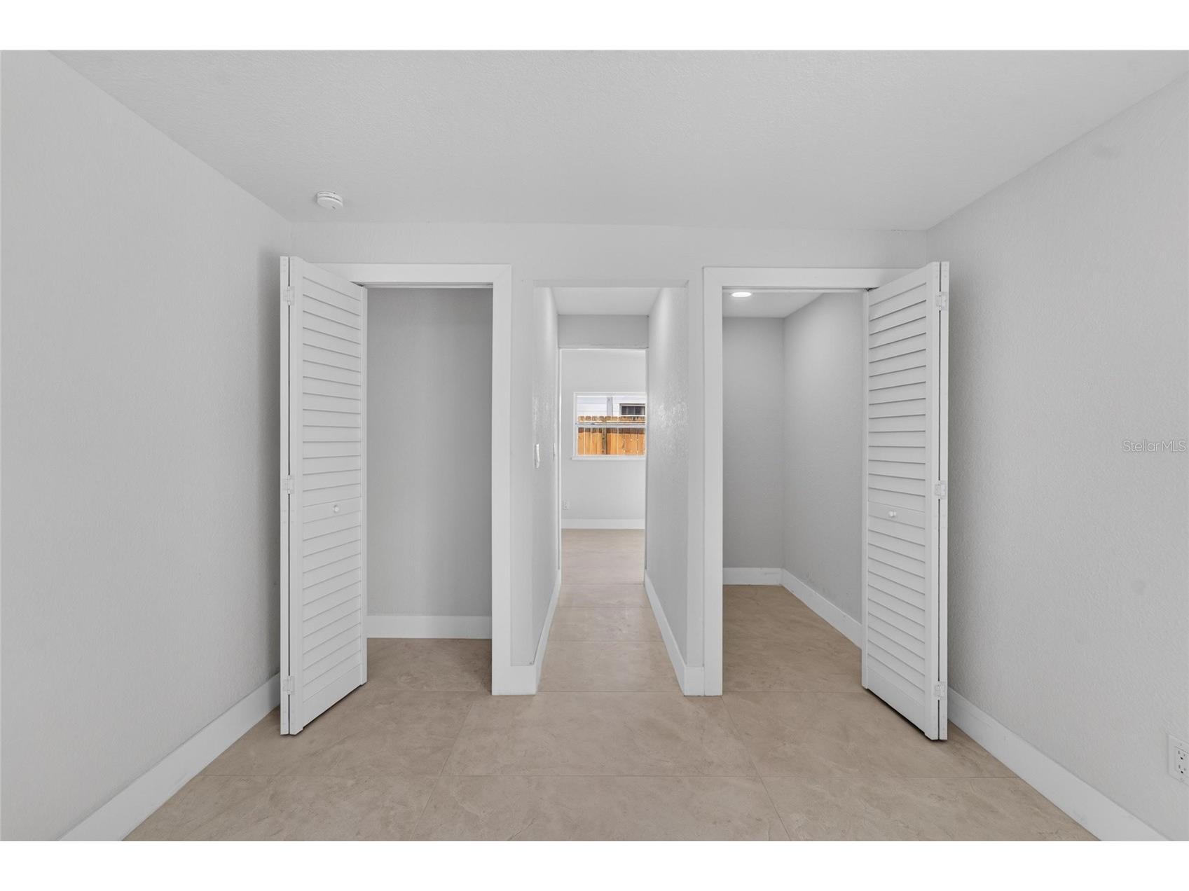4711 W Lawn Avenue Tampa FL 33611 TB8522165 image29
