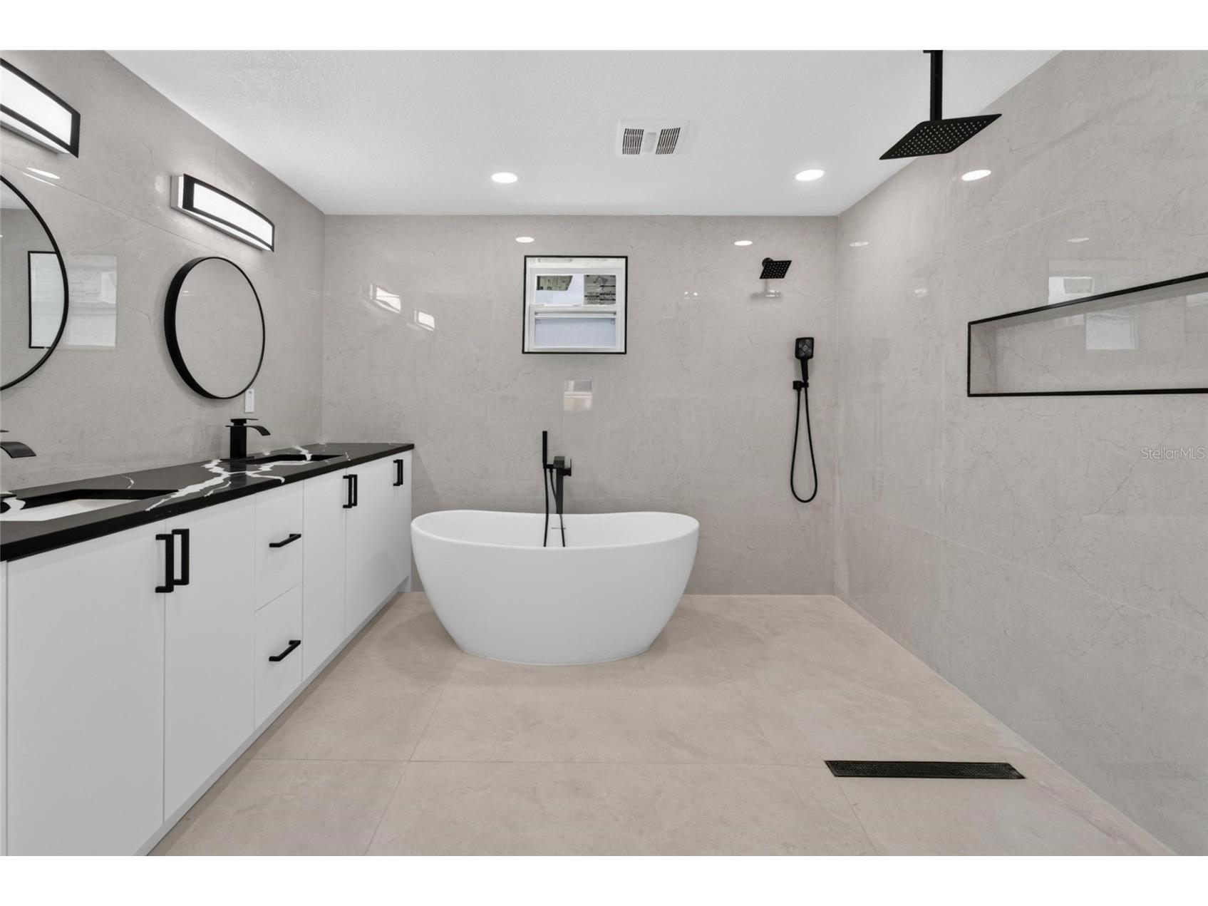 4711 W Lawn Avenue Tampa FL 33611 TB8522165 image31