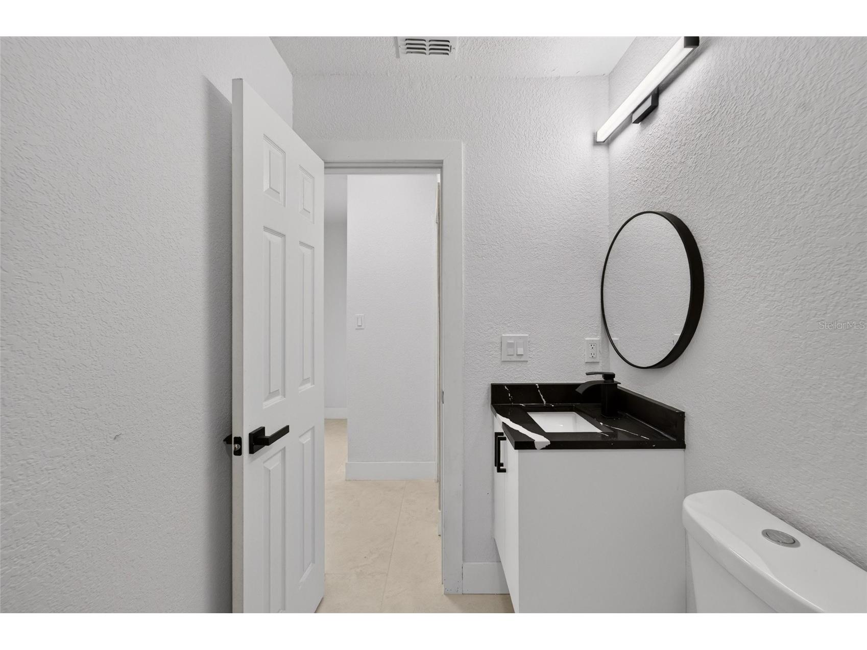 4711 W Lawn Avenue Tampa FL 33611 TB8522165 image37