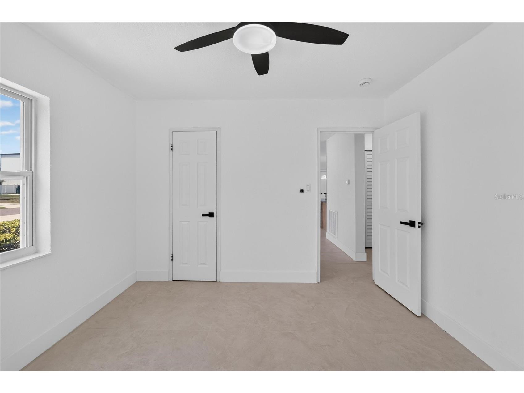 4711 W Lawn Avenue Tampa FL 33611 TB8522165 image39