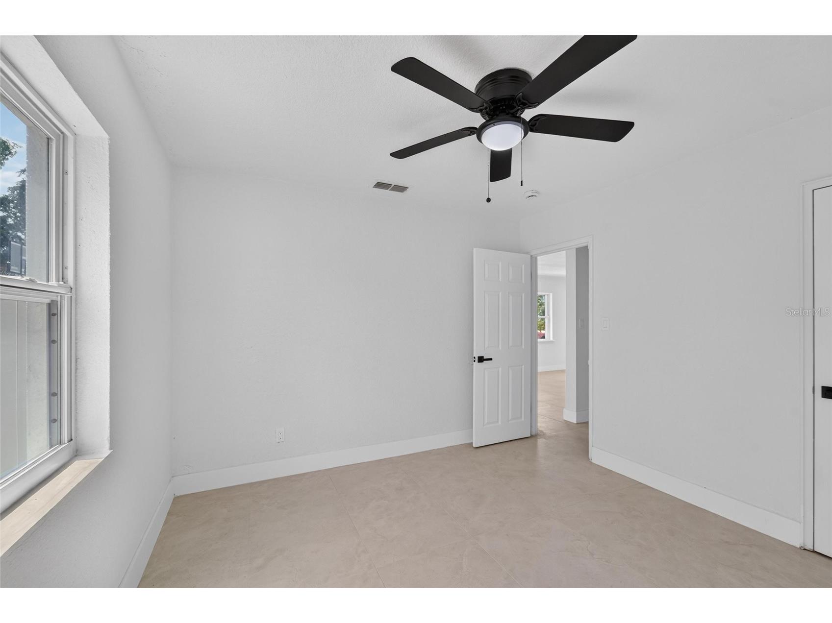 4711 W Lawn Avenue Tampa FL 33611 TB8522165 image47