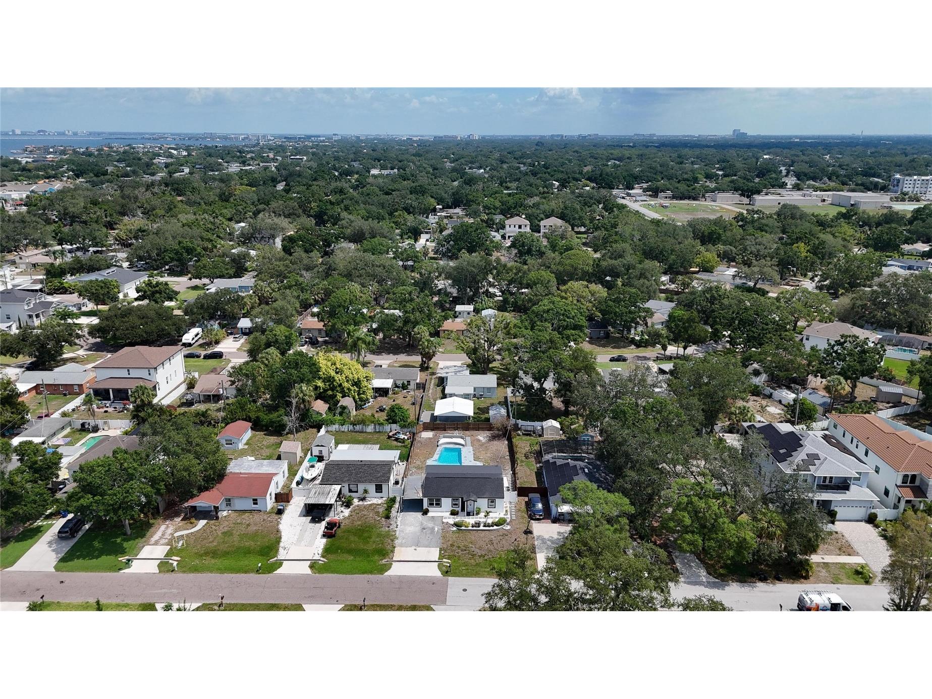 4711 W Lawn Avenue Tampa FL 33611 TB8522165 image67