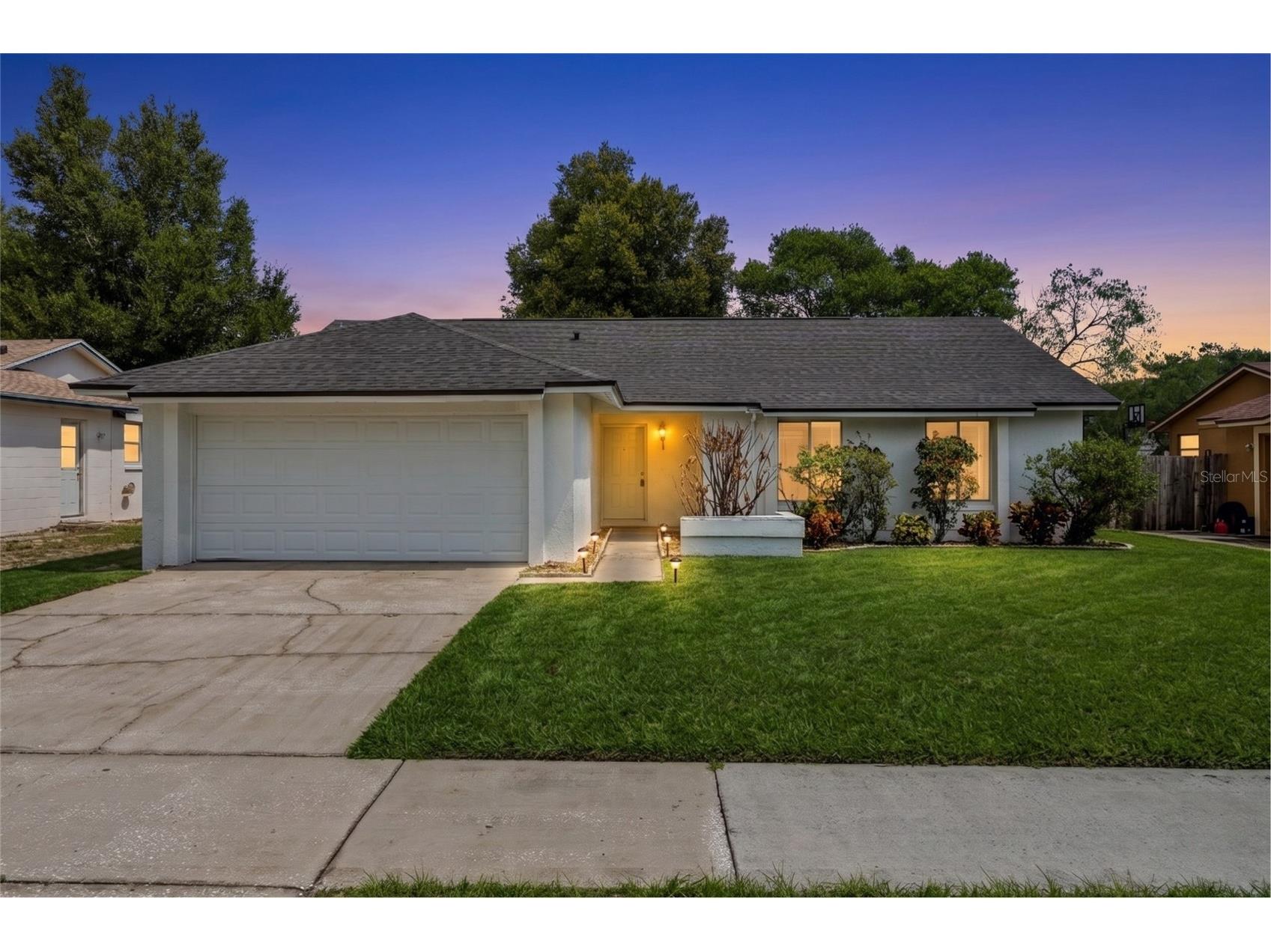 4711 White Willow Lane Orlando FL 32808 O6408931 image1