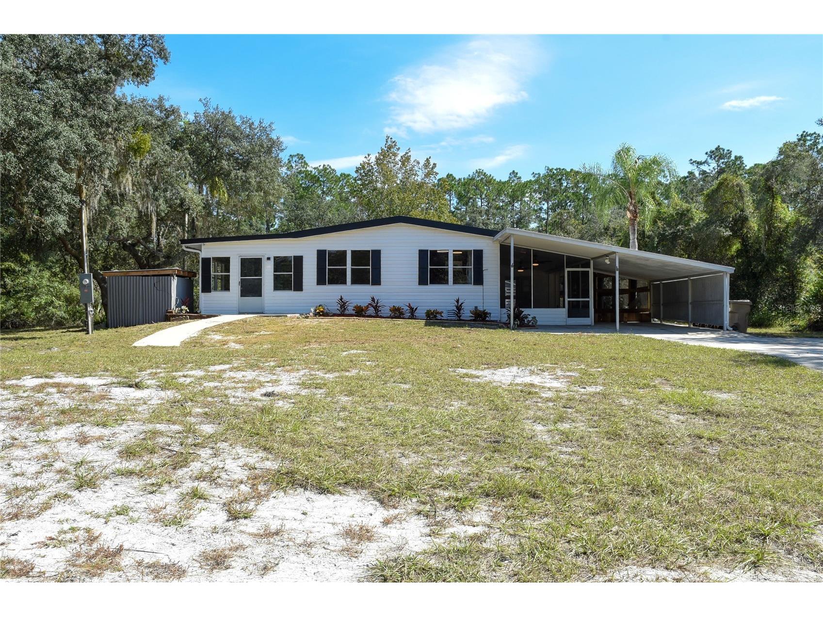 47110 Central Avenue Paisley FL 32767 V4945471 image1