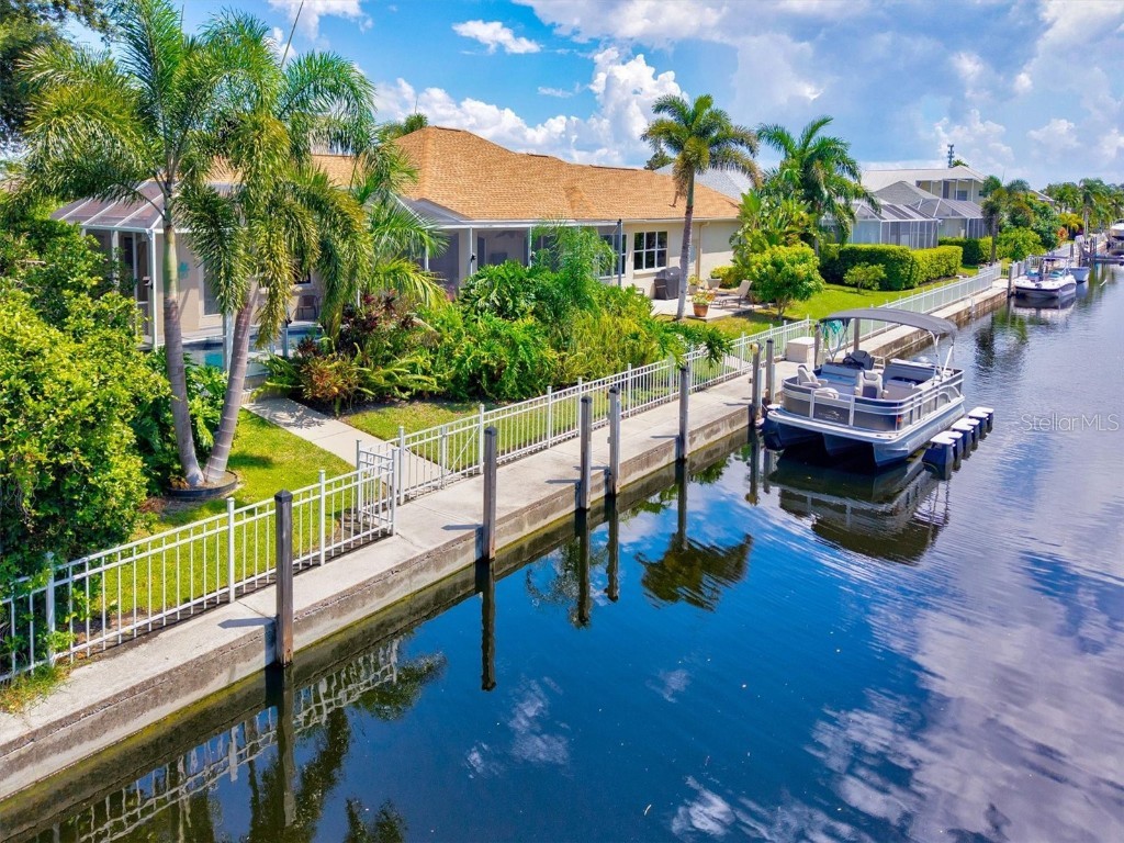 4712 Compass Drive Bradenton FL 34208 A4660906 image2