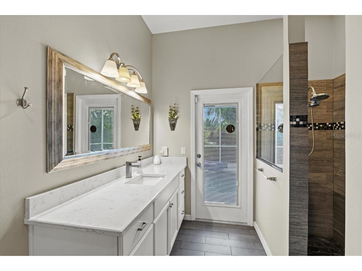 4712 Compass Drive Bradenton FL 34208 A4660906 image32