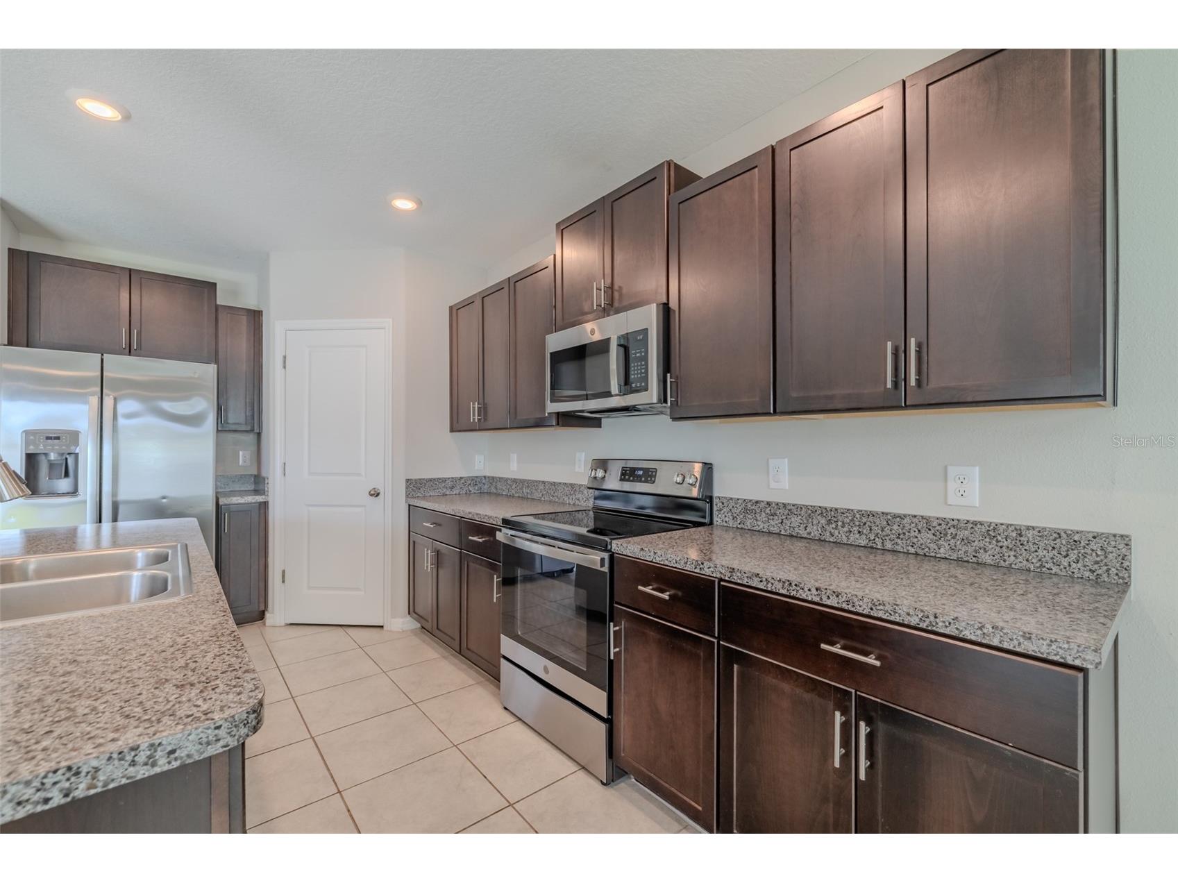 4712 Ron Eddie Tampa FL 33619 TB8501807 image16