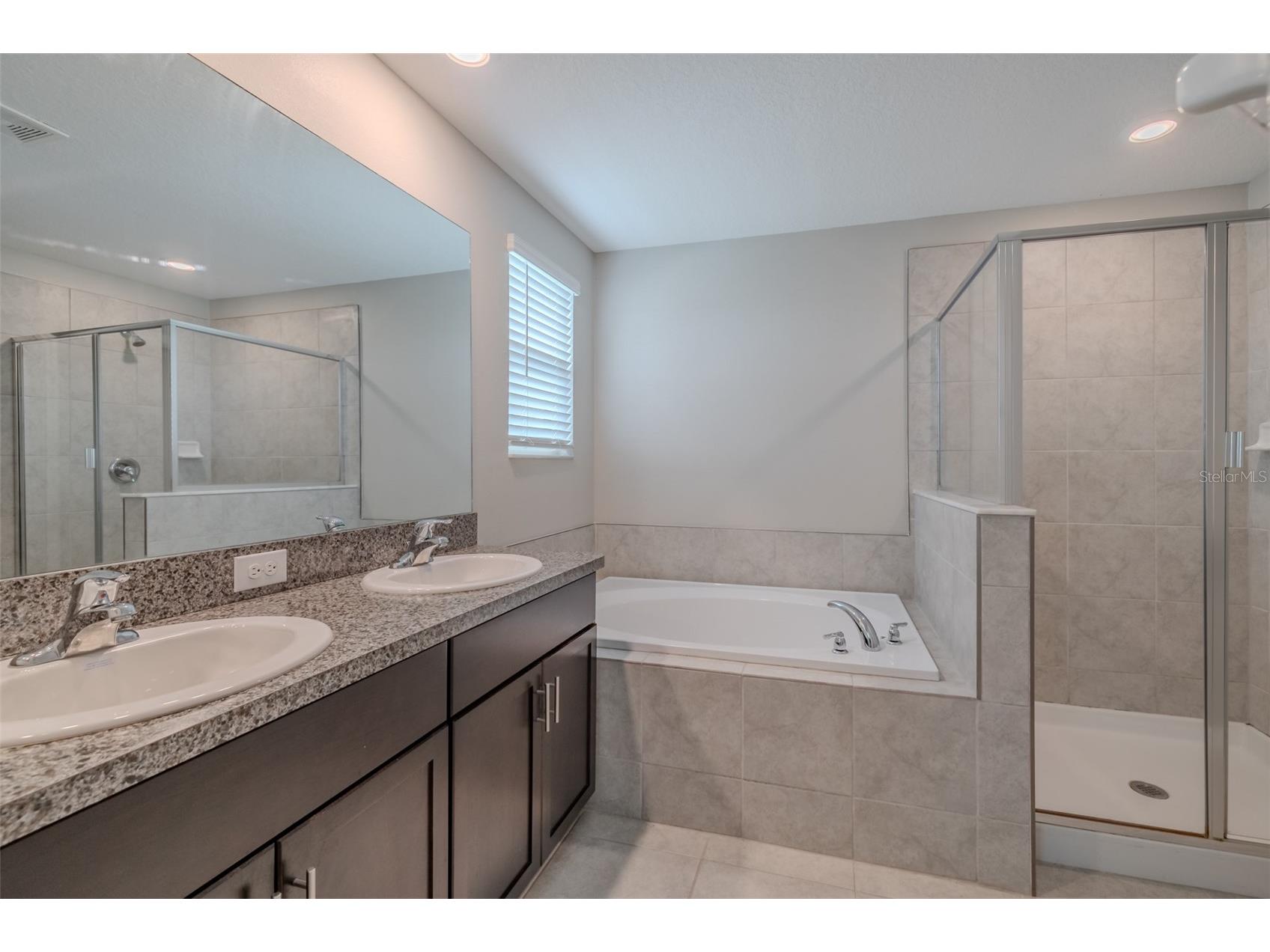 4712 Ron Eddie Tampa FL 33619 TB8501807 image25