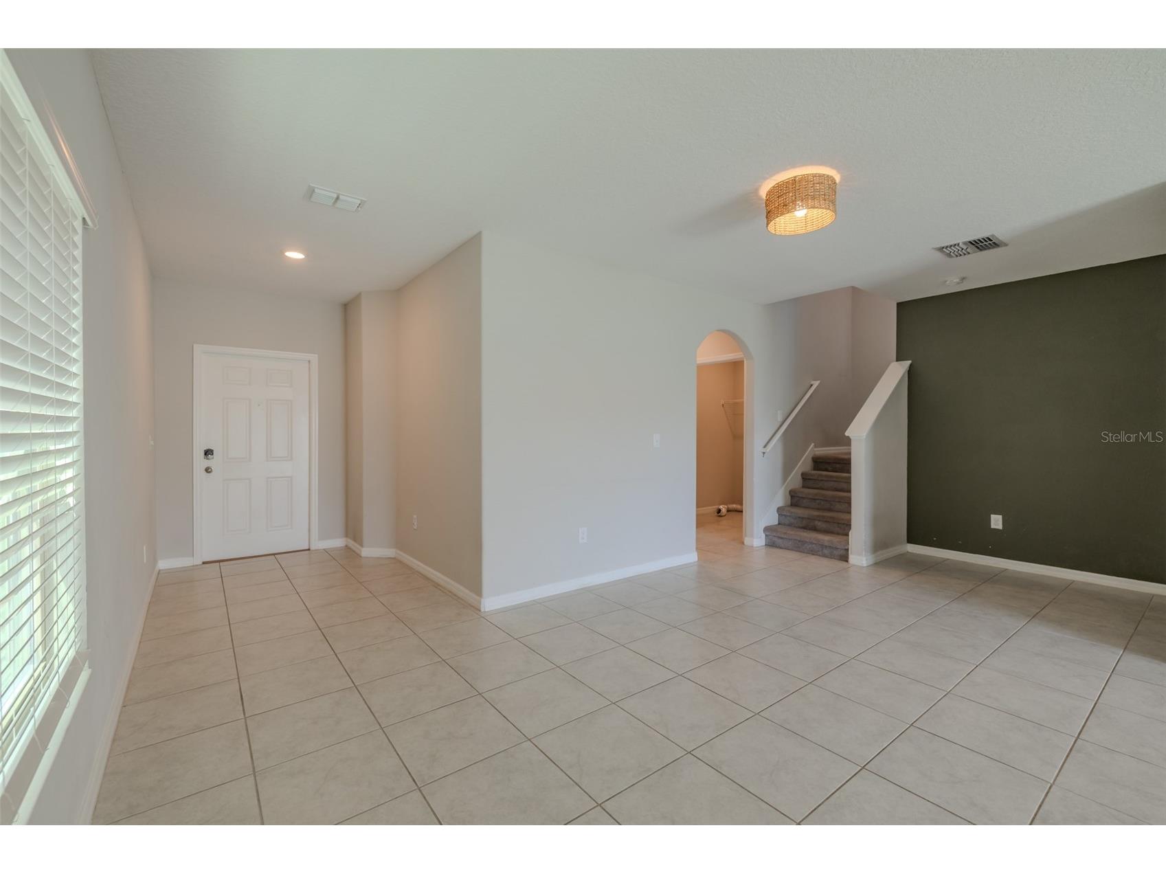4712 Ron Eddie Tampa FL 33619 TB8501807 image7