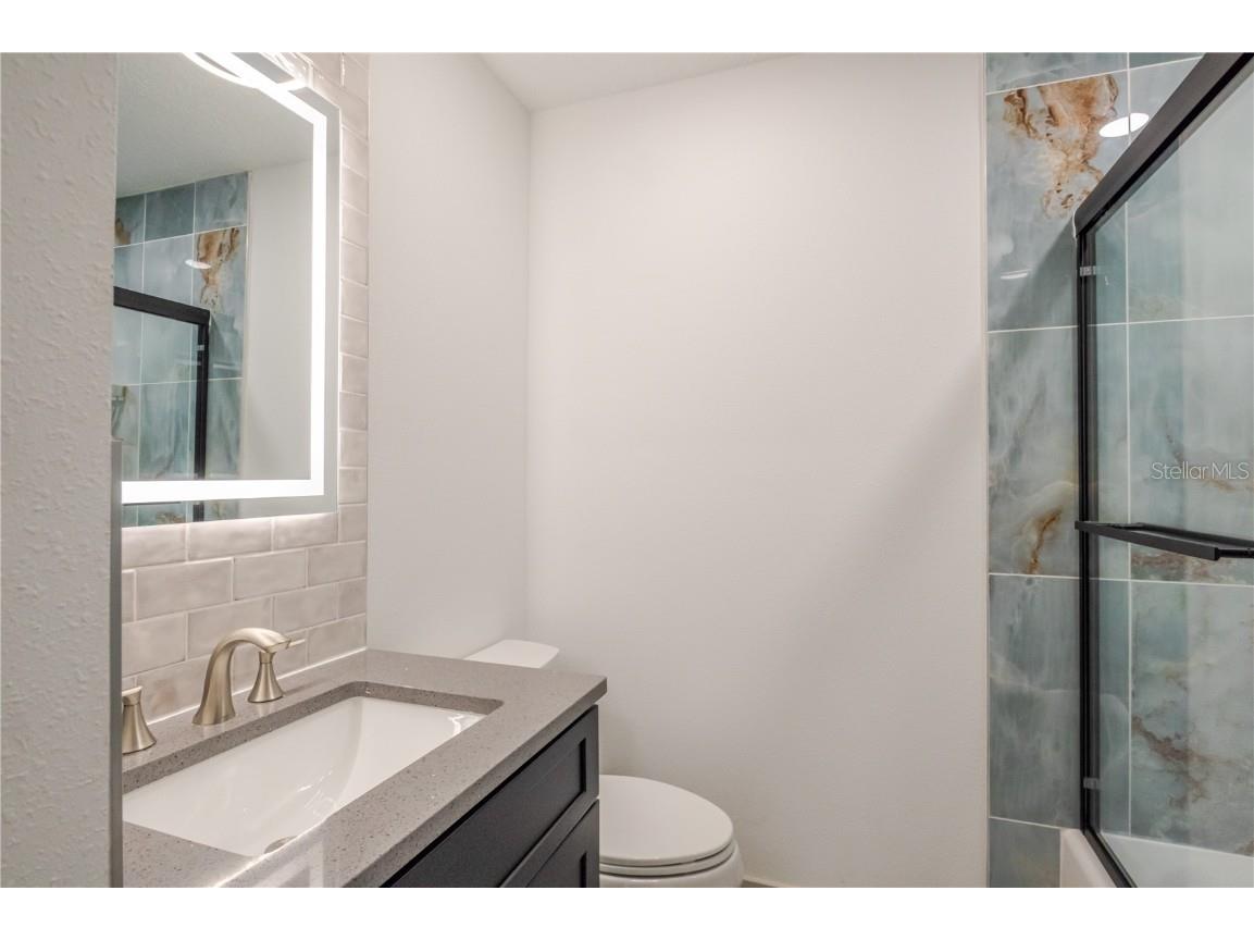 4712 W Bay Avenue Tampa FL 33616 TB8442601 image16