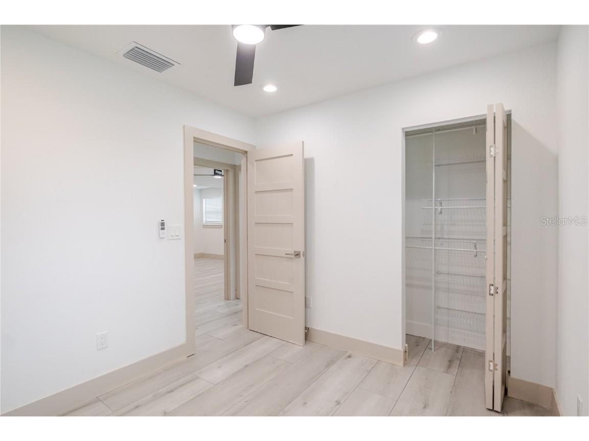 4712 W Bay Avenue Tampa FL 33616 TB8442601 image20