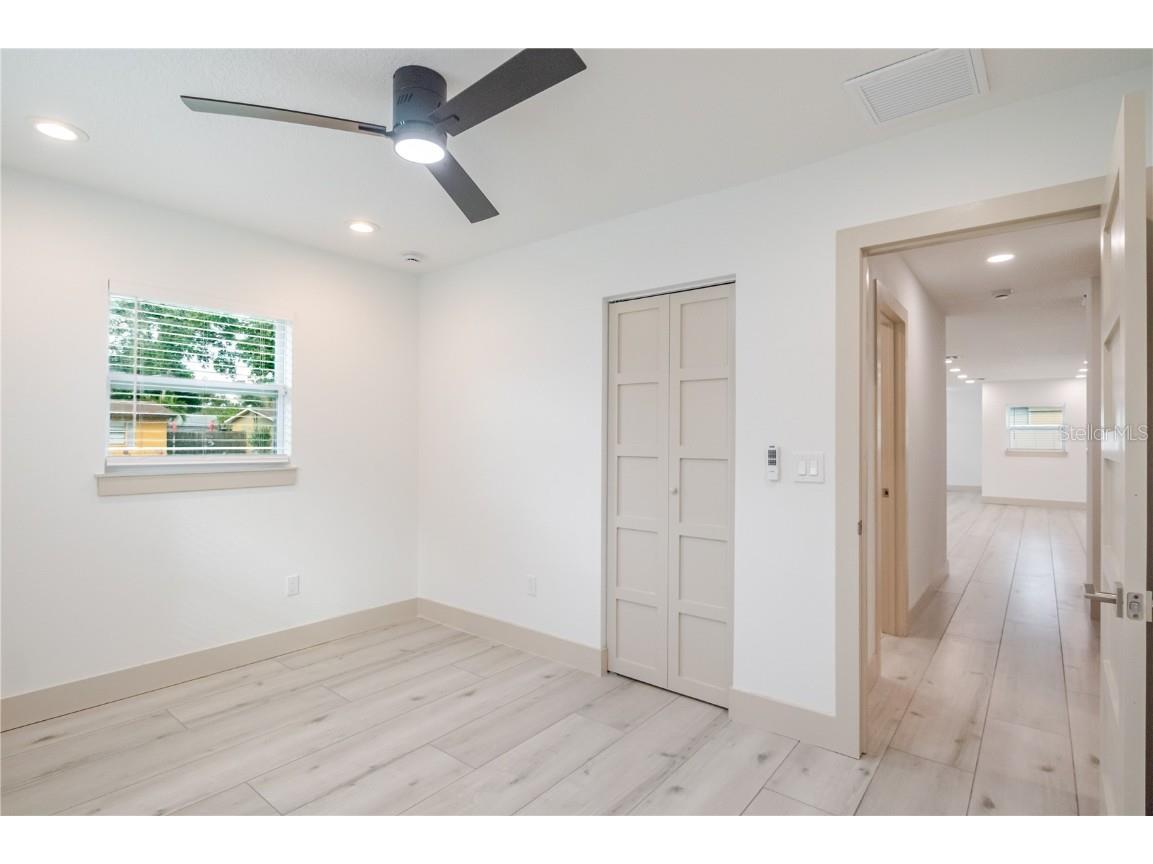 4712 W Bay Avenue Tampa FL 33616 TB8442601 image22