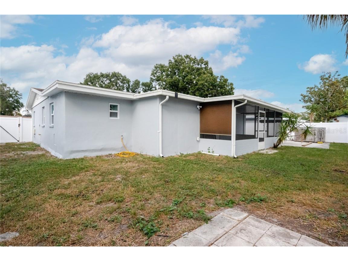 4712 W Bay Avenue Tampa FL 33616 TB8442601 image34