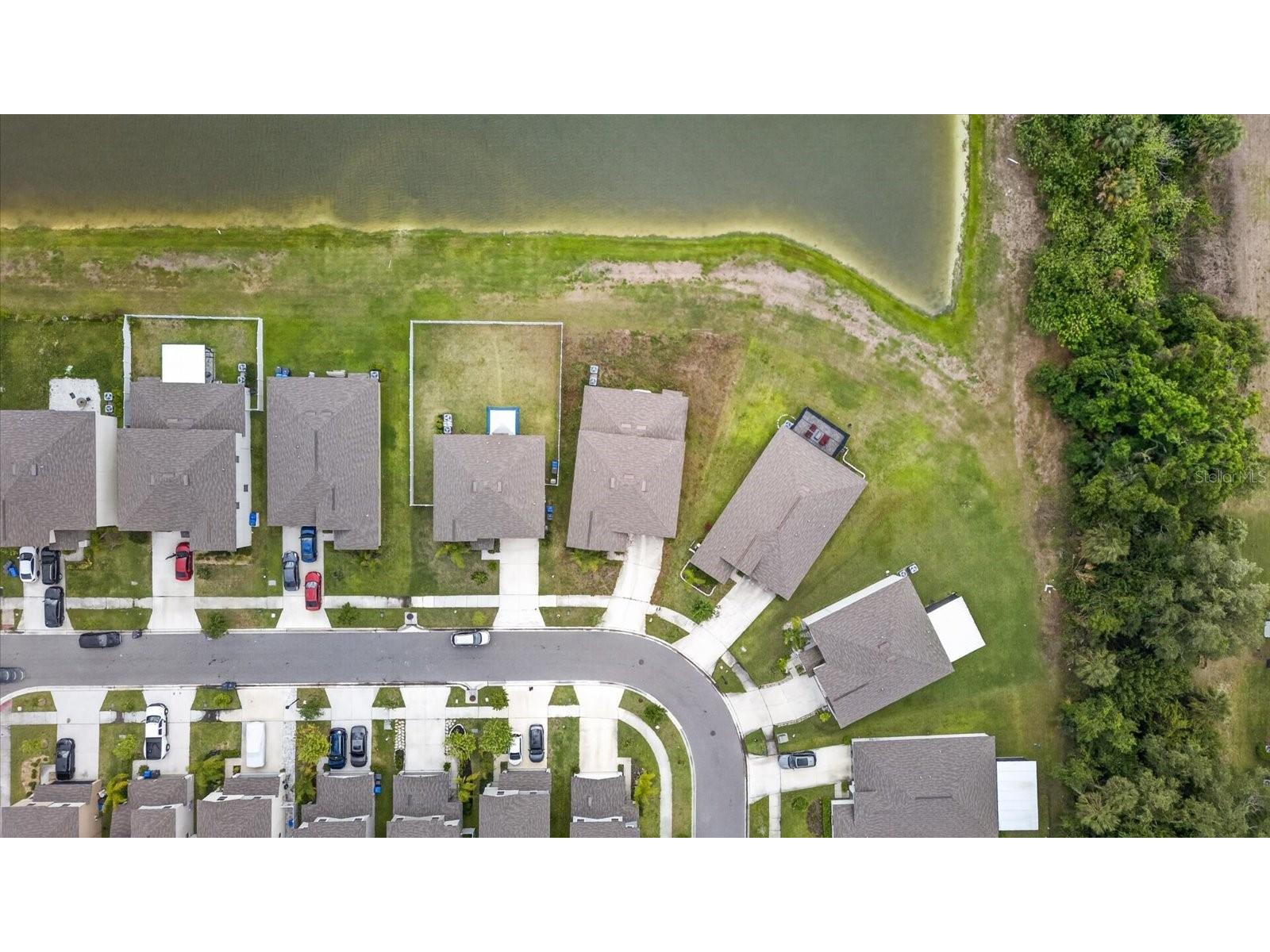 4712 Wild Senna Boulevard Tampa FL 33619 TB8495372 image10