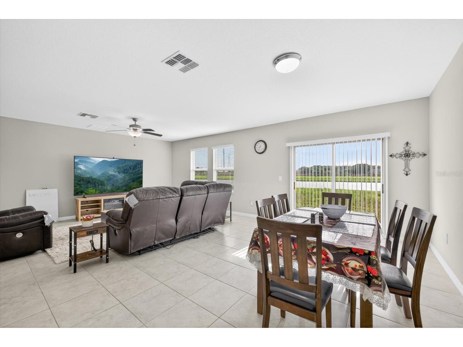 4712 Wild Senna Boulevard Tampa FL 33619 TB8495372 image17
