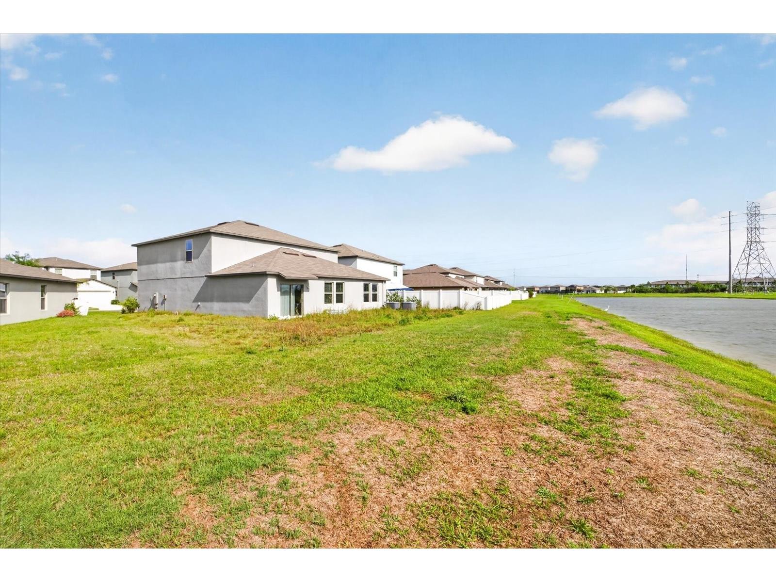 4712 Wild Senna Boulevard Tampa FL 33619 TB8495372 image4