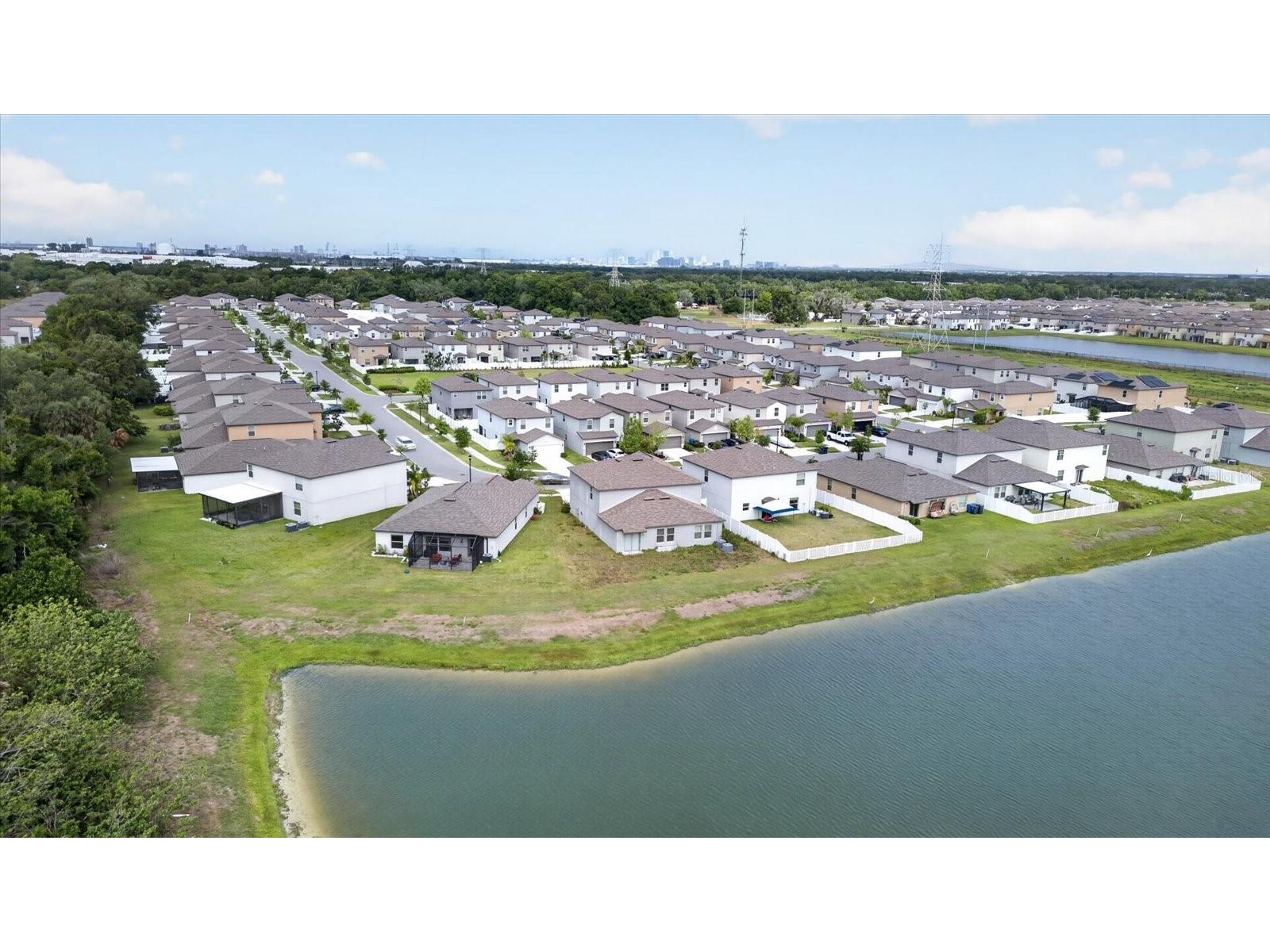 4712 Wild Senna Boulevard Tampa FL 33619 TB8495372 image6