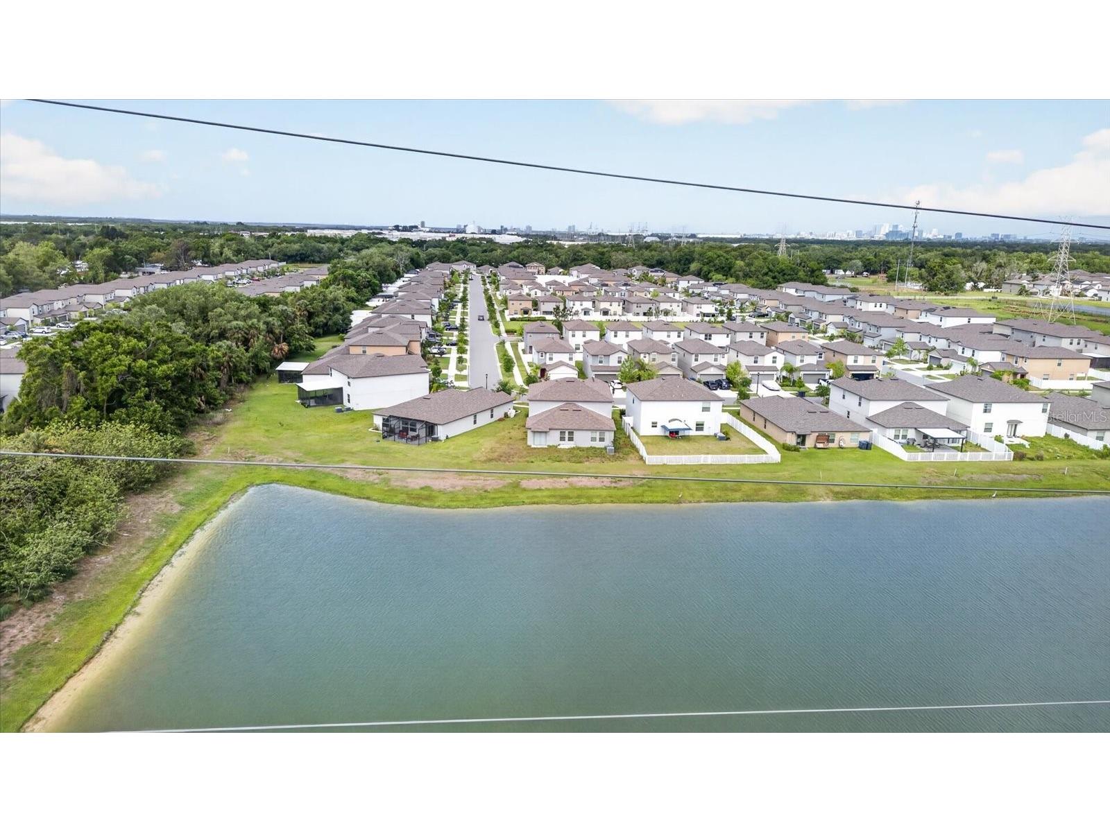 4712 Wild Senna Boulevard Tampa FL 33619 TB8495372 image7