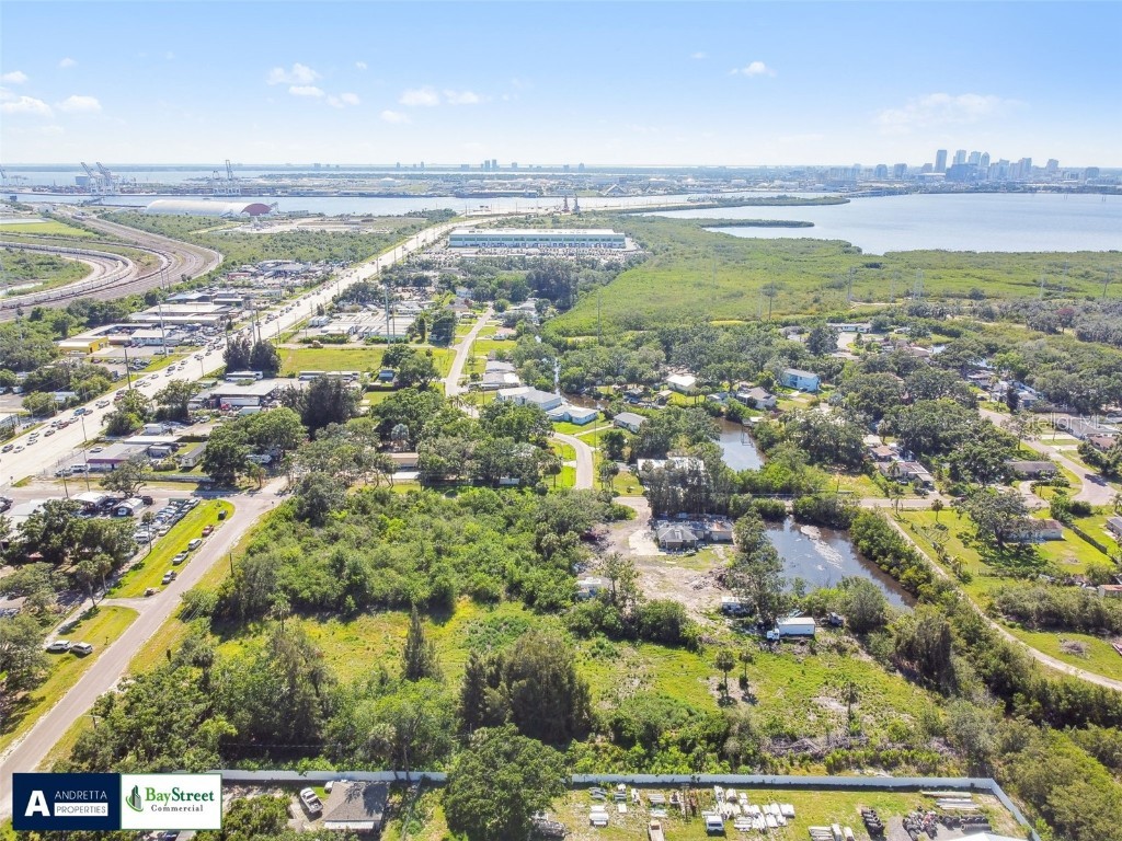 4713 El Camino Blanco Boulevard Tampa FL 33619 TB8402983 image12