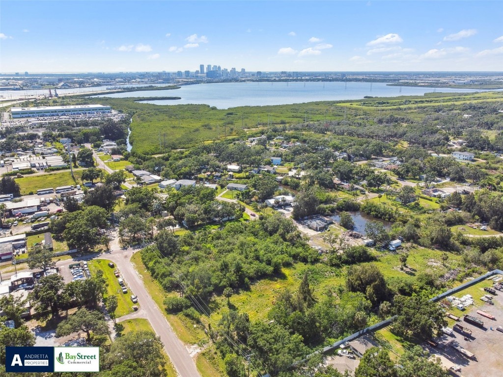 4713 El Camino Blanco Boulevard Tampa FL 33619 TB8402983 image13