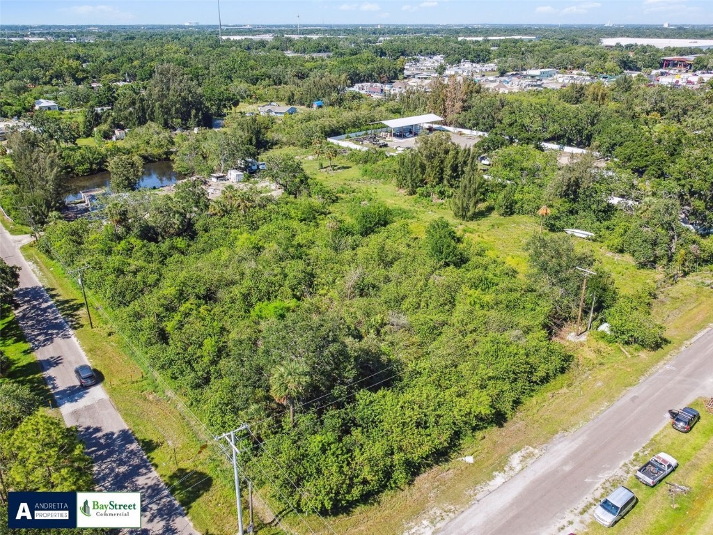 4713 El Camino Blanco Boulevard Tampa FL 33619 TB8402983 image2