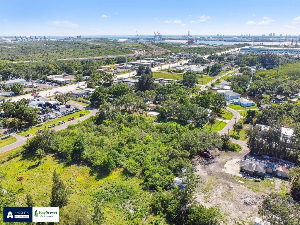 4713 El Camino Blanco Boulevard Tampa FL 33619 TB8402983 image4