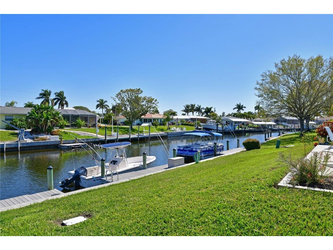 4713 Mount Vernon Drive Bradenton FL 34210 - SARASOTA BAY A4602072 image1