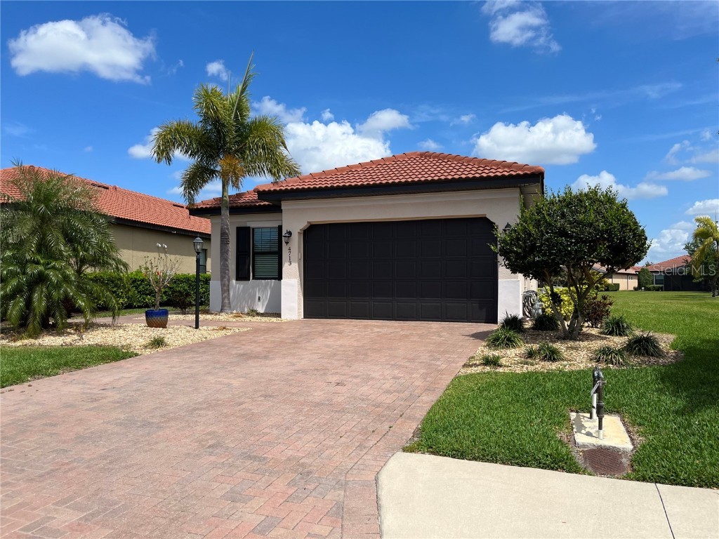 4713 Royal Dornoch Circle Bradenton FL 34211 A4588388 image1