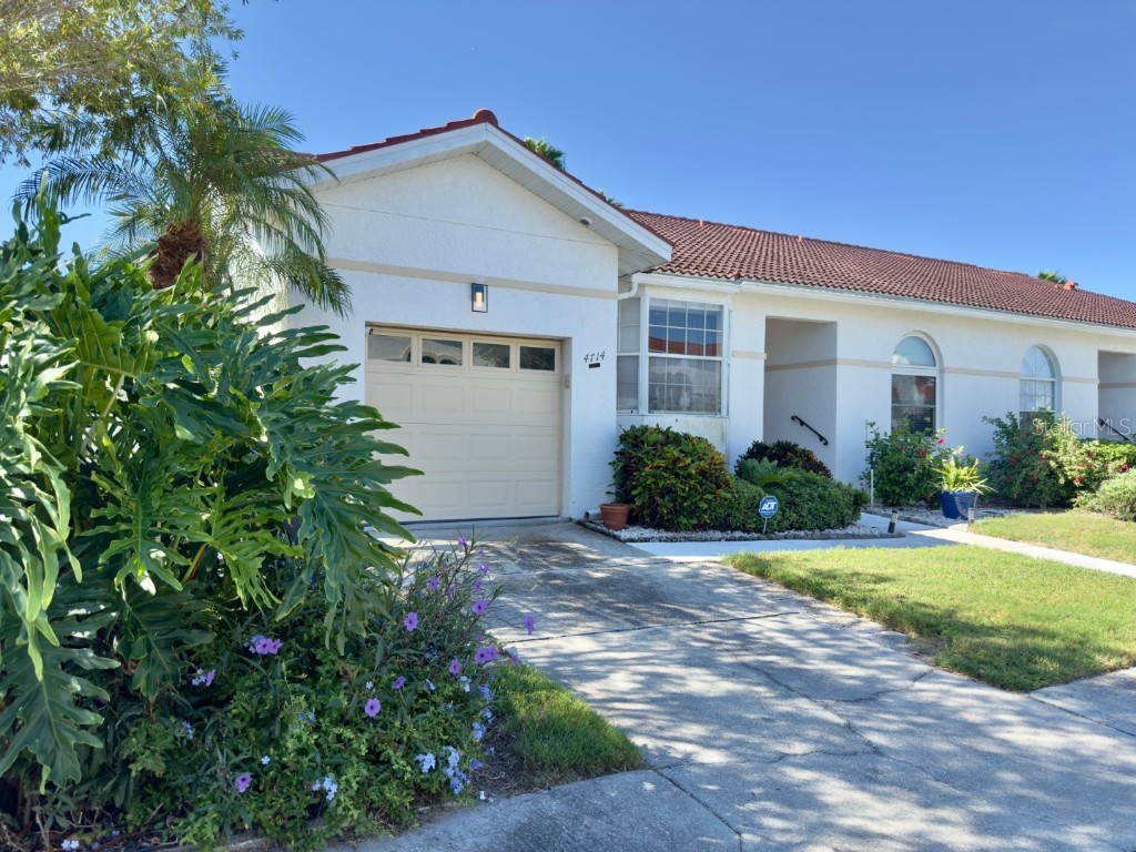 4714 61st Avenue Terrace W Bradenton FL 34210 A4665712 image1