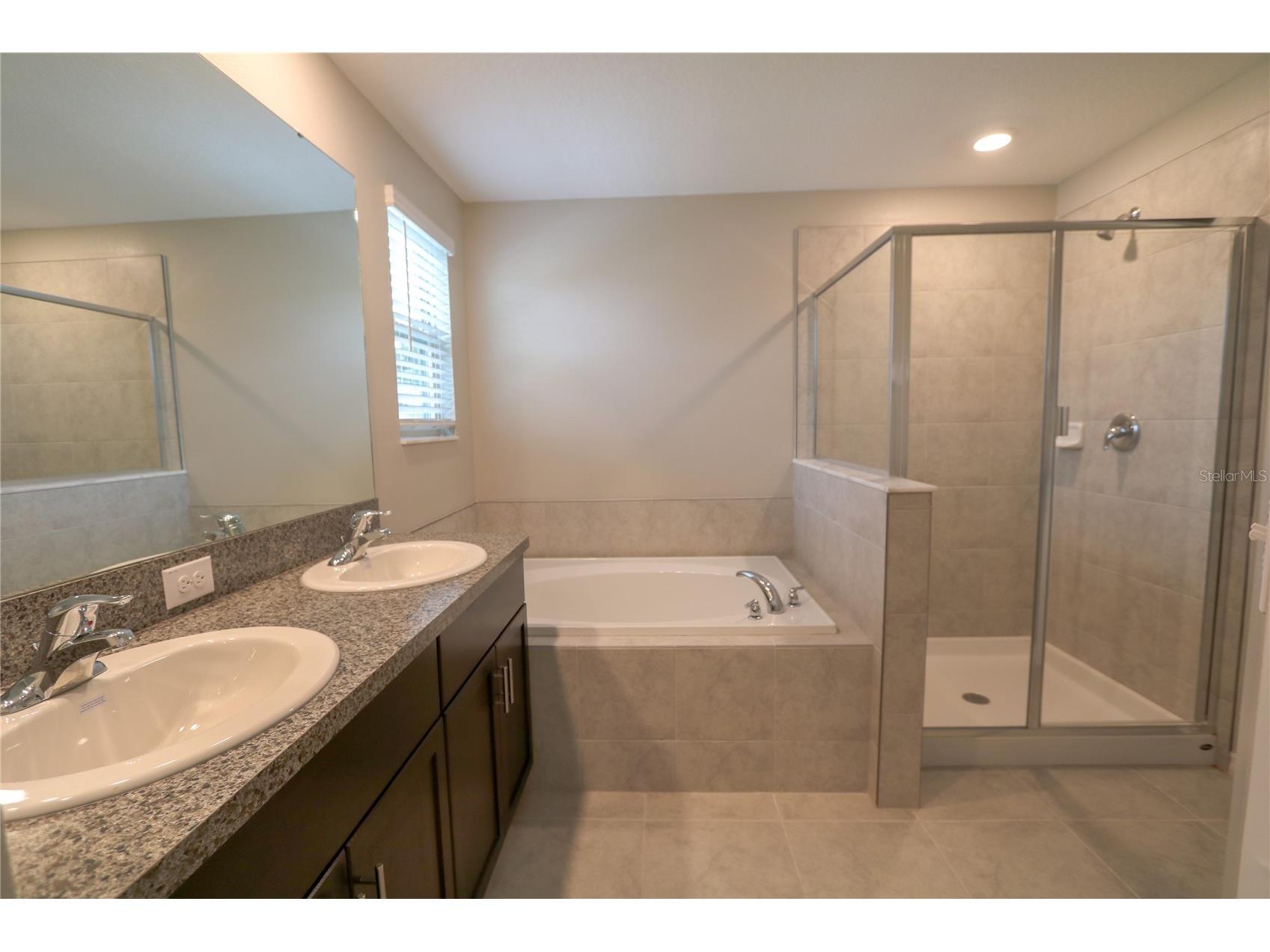 4714 Norman Oak Place Tampa FL 33619 TB8506482 image11