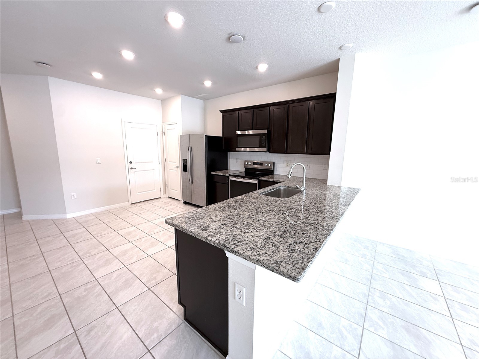 4714 Sparkling Shell Avenue Kissimmee FL 34746 O6407749 image6