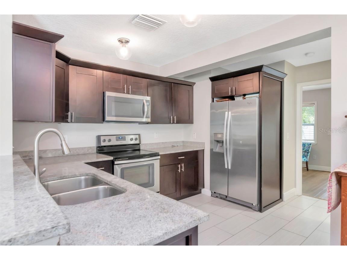 4714 W Bay View Avenue Tampa FL 33611 TB8435607 image17