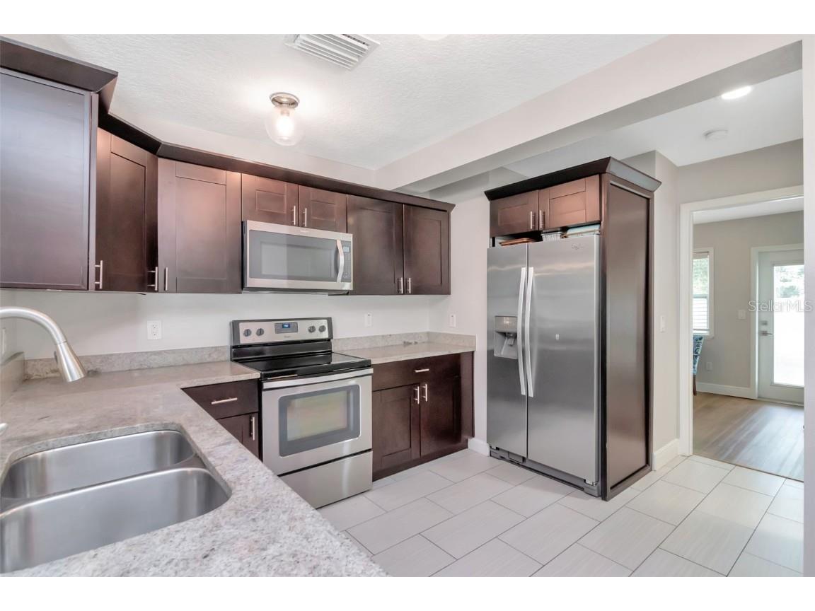 4714 W Bay View Avenue Tampa FL 33611 TB8435607 image18