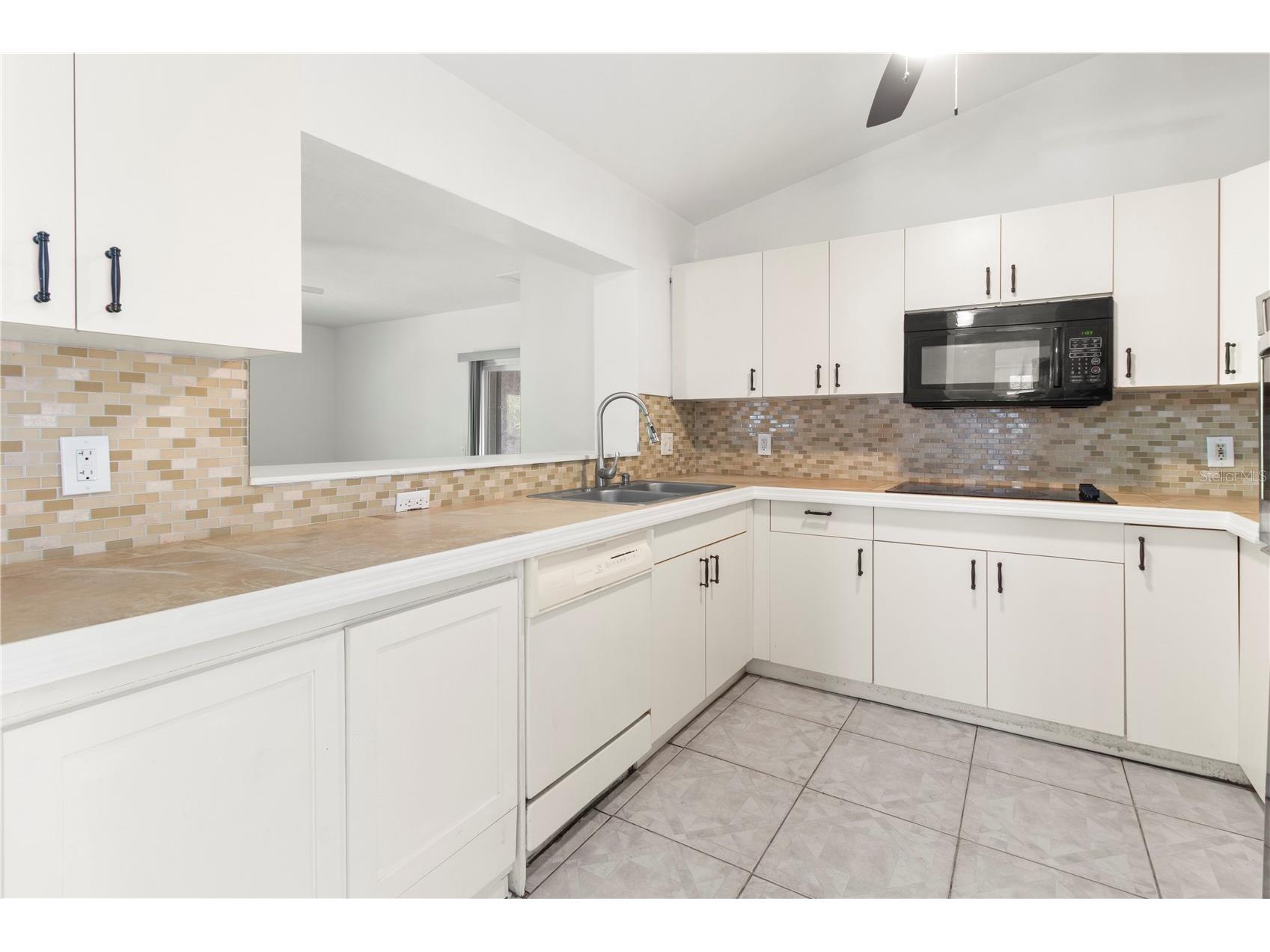 4715 4th Avenue E Palmetto FL 34221 TB8523373 image5