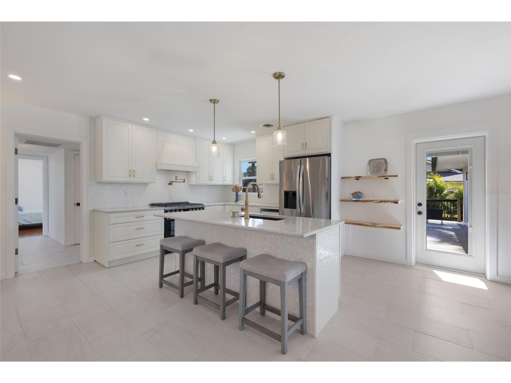 4715 7th Avenue W Bradenton FL 34209 A4682889 image5