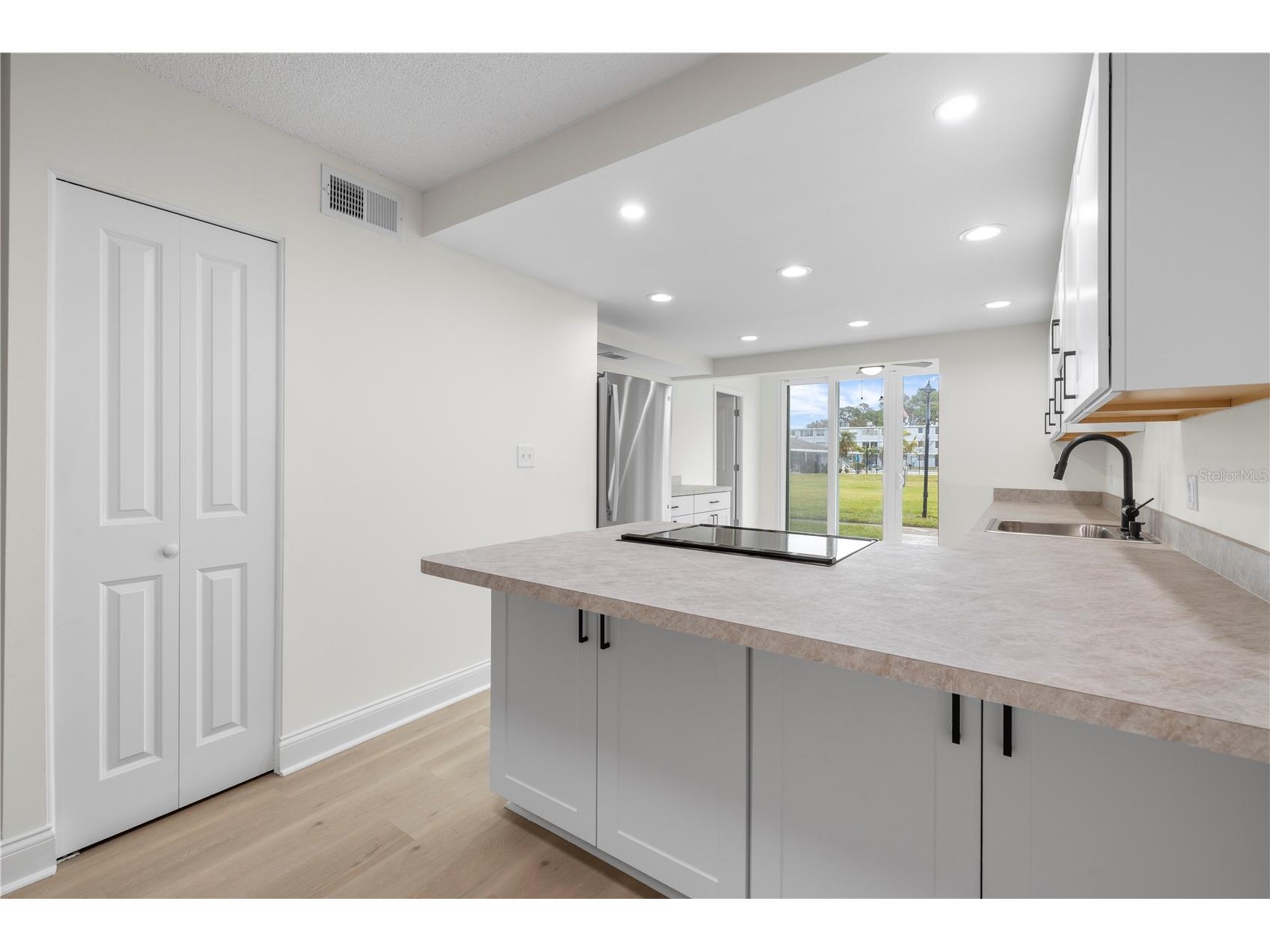 4715 Bay Street NE #123 Saint Petersburg FL 33703 TB8469475 image11