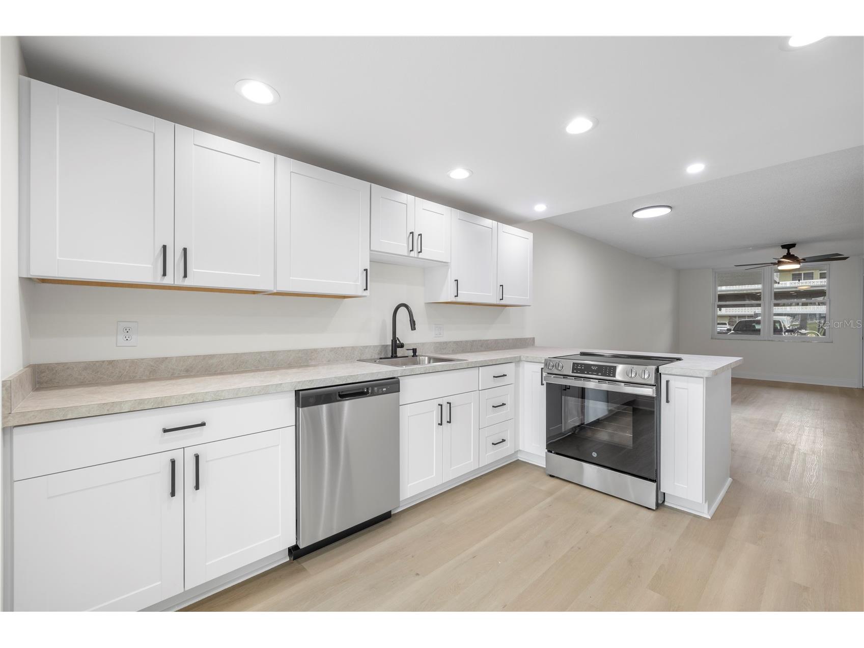 4715 Bay Street NE #123 Saint Petersburg FL 33703 TB8469475 image12