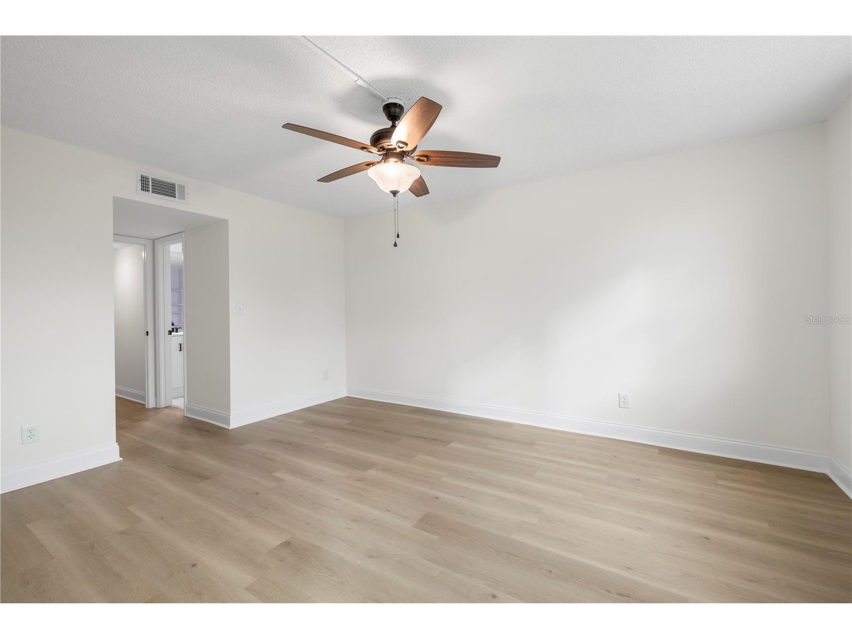 4715 Bay Street NE #123 Saint Petersburg FL 33703 TB8469475 image20